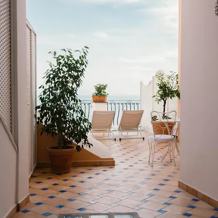 Hotel Conca D'oro 4*